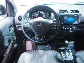 Halvkombi Mitsubishi Space Star 13 av 20