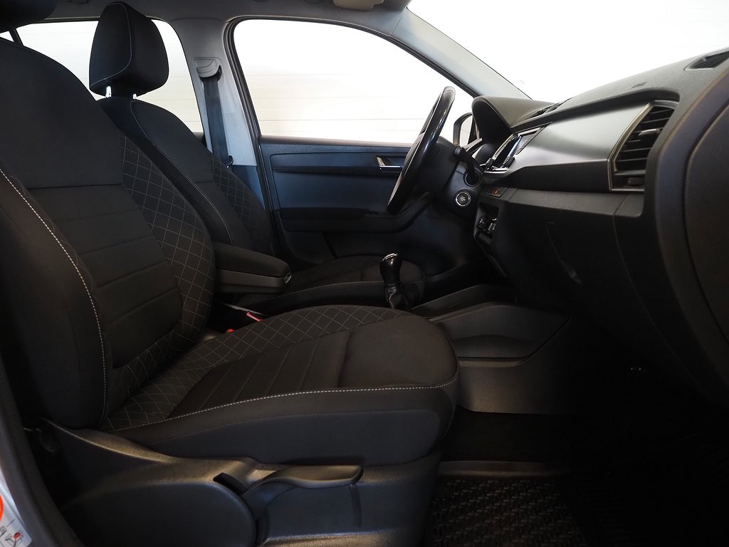 Skoda Fabia Kombi 1.0 TSI 95hk Style Dragkrok Motorvärmare 2018