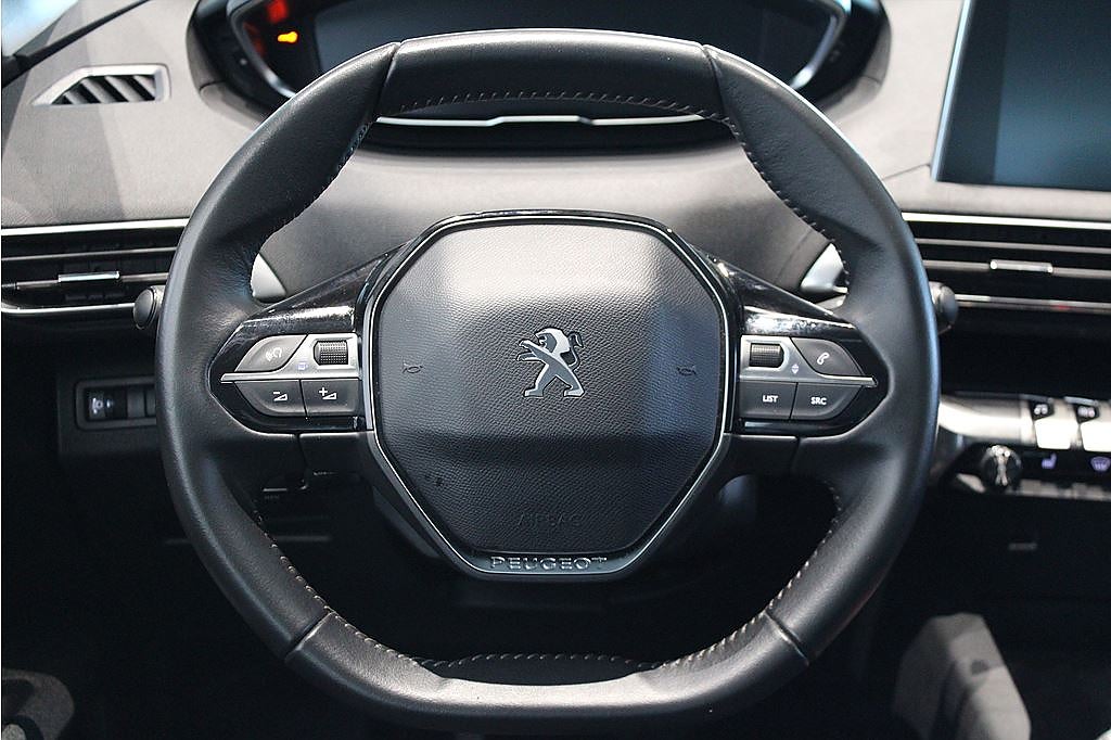 Bild på Peugeot 5008 Active Pack 1.2 PT 130hk Aut - 7-SITS, B-KAMERA