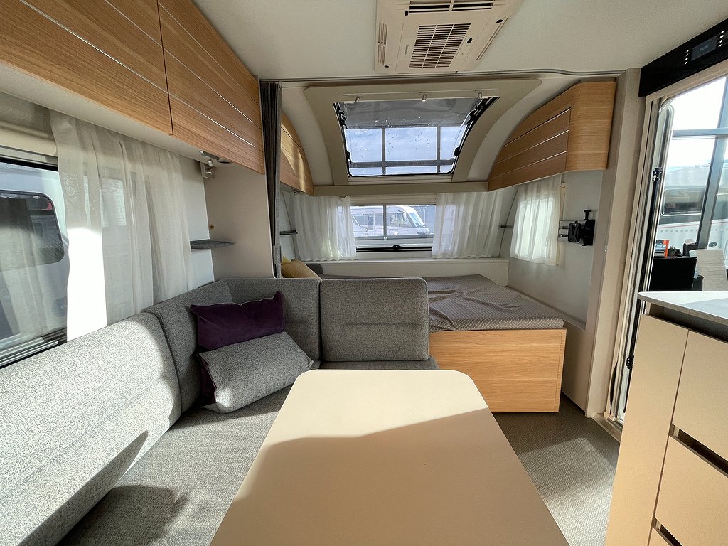 Adria Adora 573PT / Mover / AC / Barnkammare / Markis /  - Adria