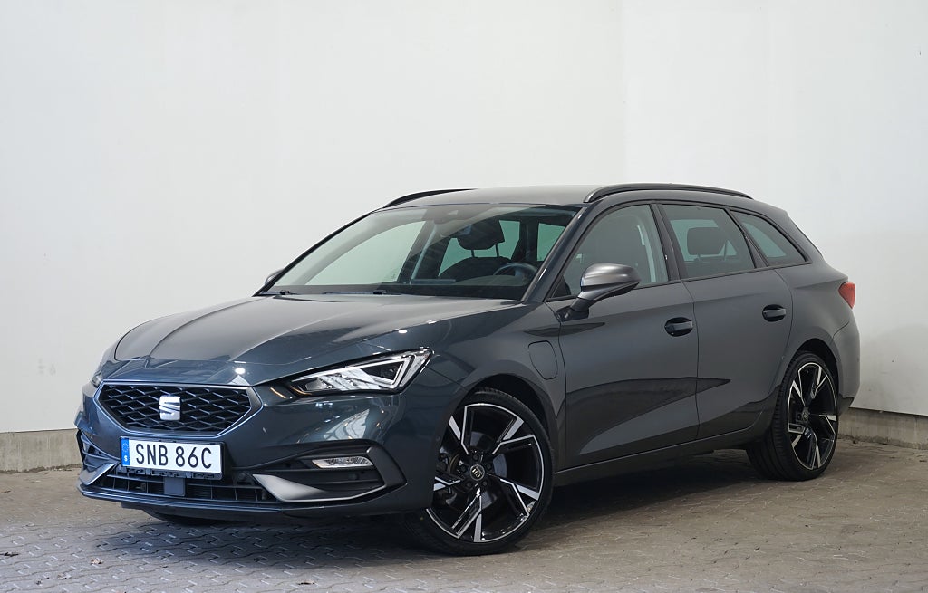Seat Leon ST León Sportstourer e-Hybrid FR B-kamera Dragkrok 204hk