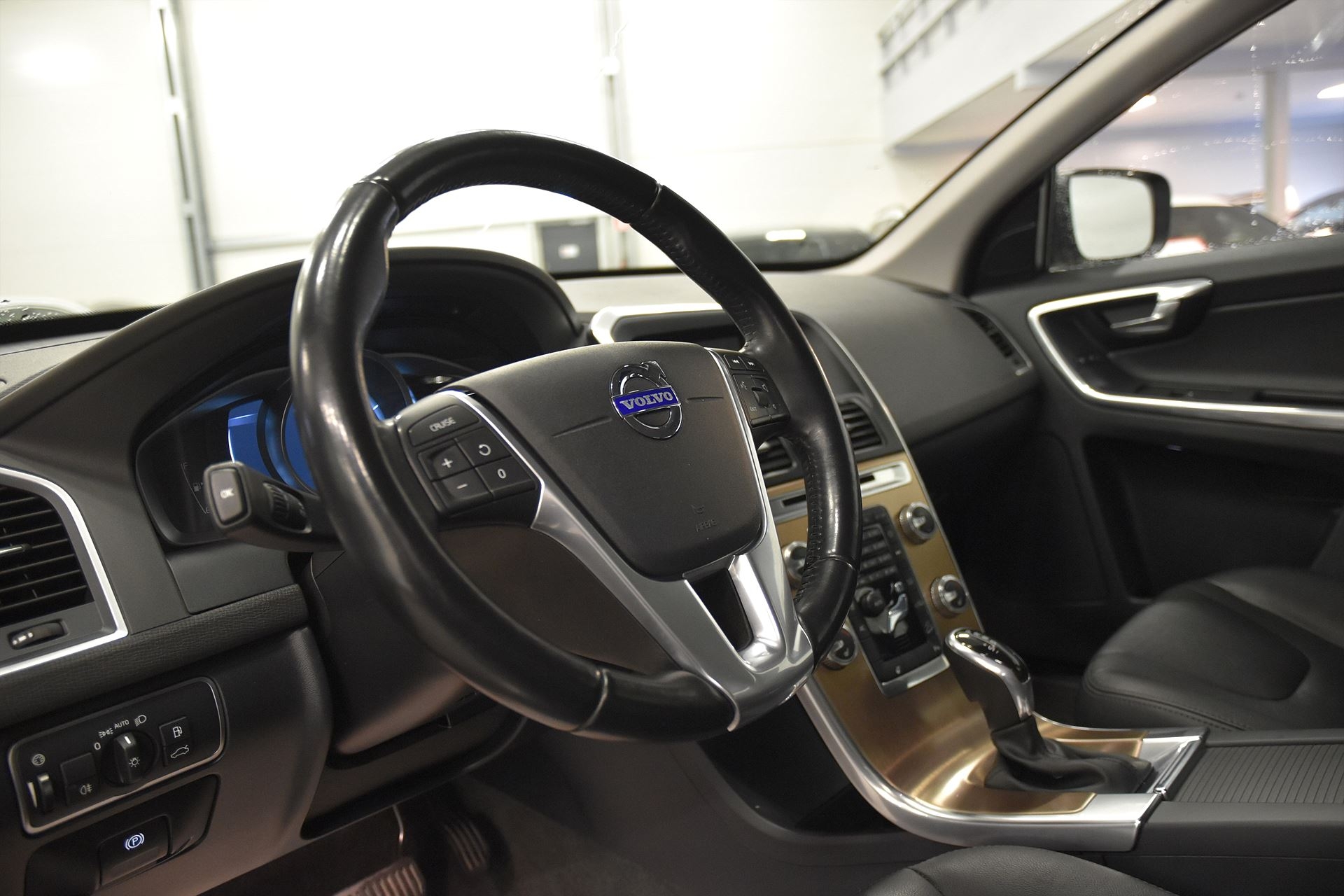 Volvo XC60 2015, bild 6/46