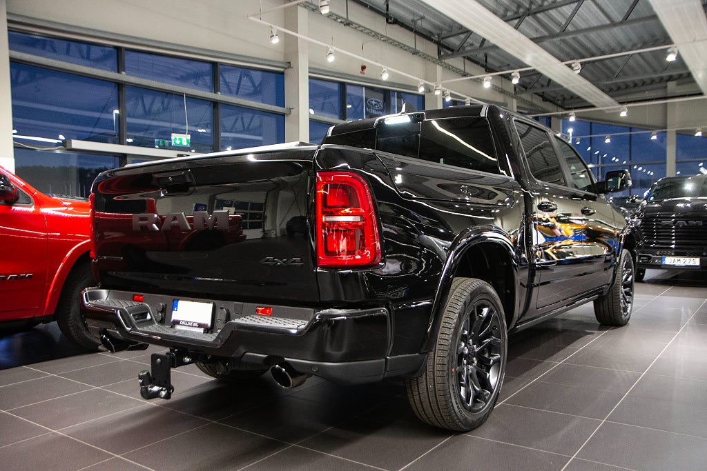 Dodge RAM 1500 Limited E85 LÅG SKATT 548 hk Rambox Night Edition