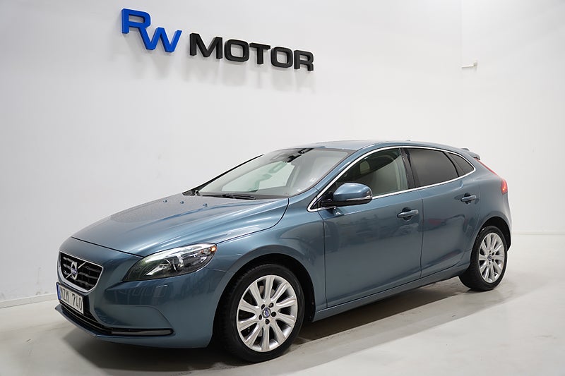 Halvkombi Volvo V40 1 av 21