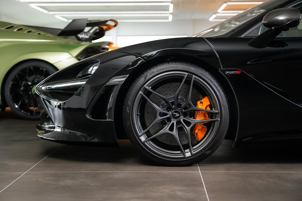 Gallery image 11 of 20