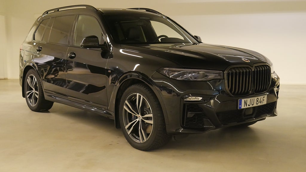 BMW X7 M50i xDrive Kampanjränta 2,95%/ Head-Up/ Night Vision/ Sky Loung