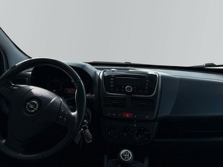 Opel Combo Van 2.4t 1.6 CDTI Takräcken/Dragkrok