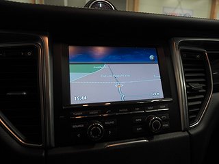 SUV Porsche Macan 19 av 25