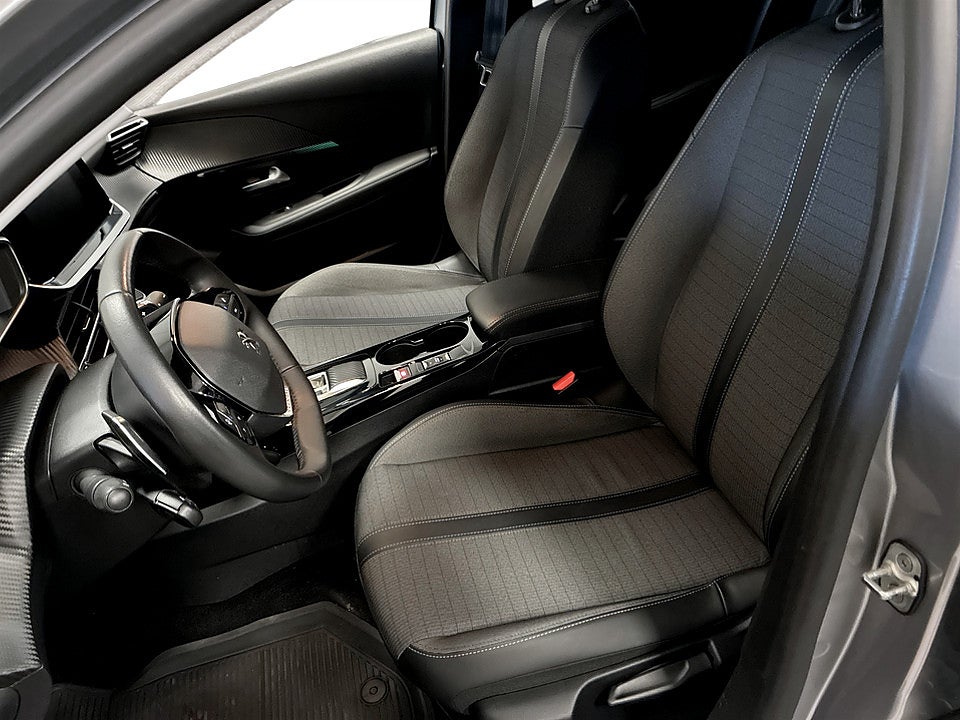 Bild på Peugeot 208 Allure 1.2 PT 100hk Aut BACKSENSORER