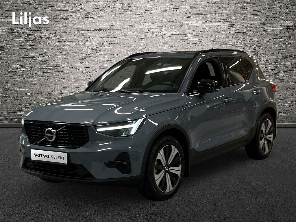 Volvo XC40 Recharge T4 Plus Dark