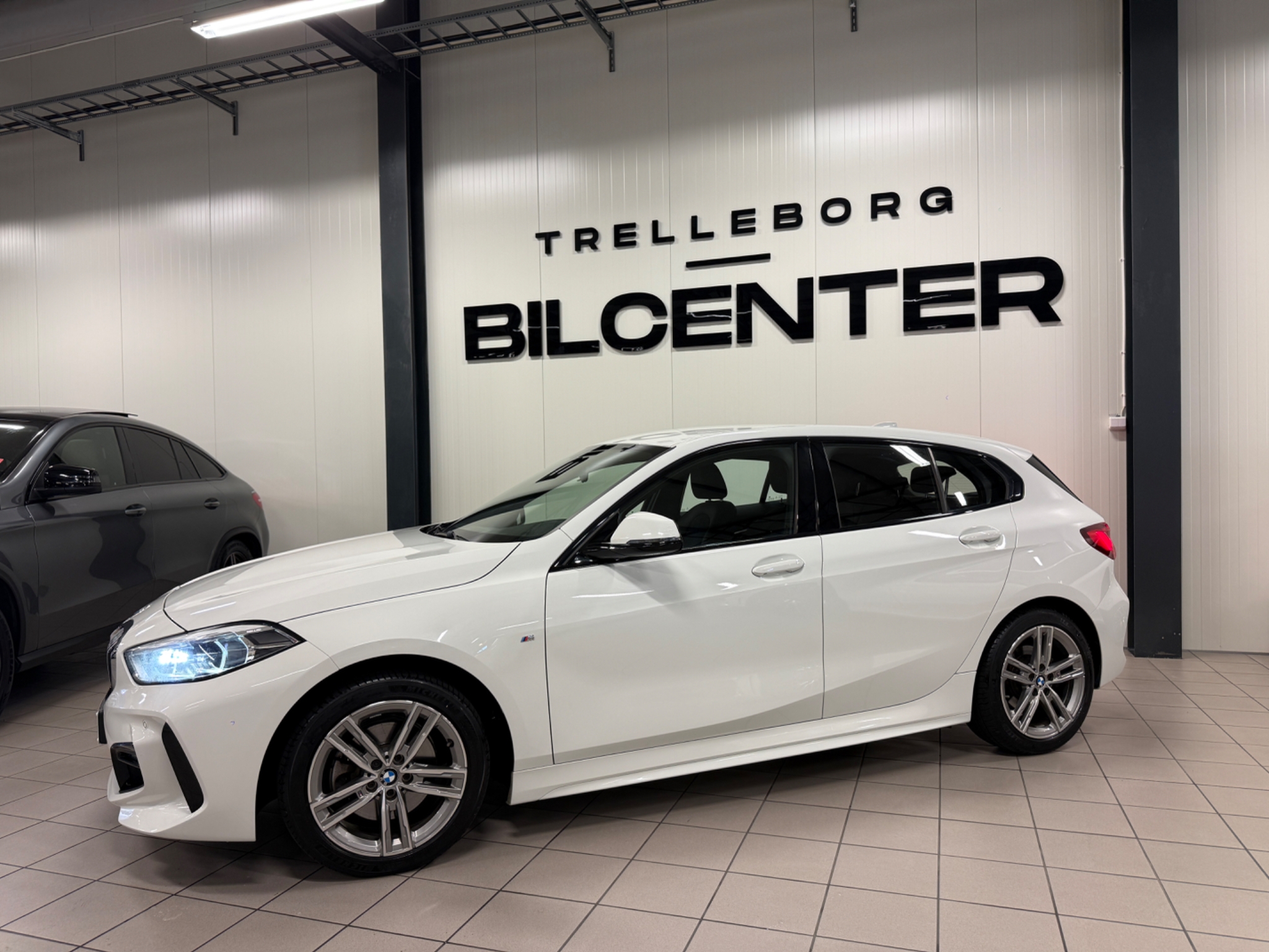 BMW 118 i Steptronic M sport 140hk 2021, bild 3/10