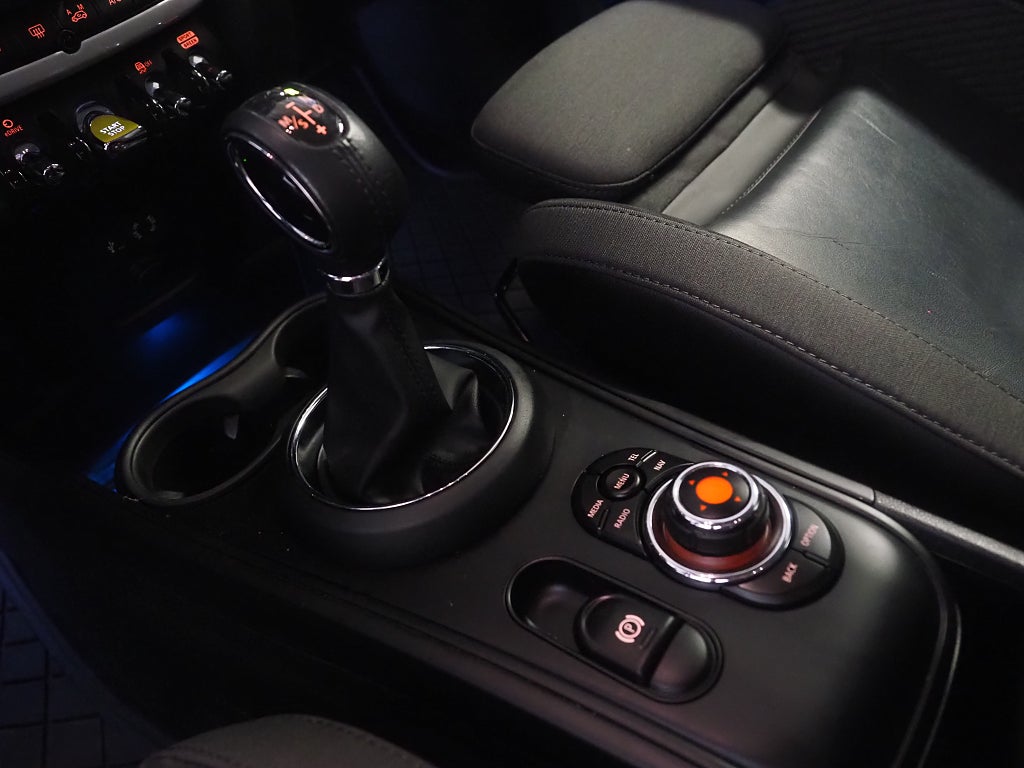 MINI Countryman Cooper SE ALL4 Countryman Pepper | P-Sen | Bluetooth 2018
