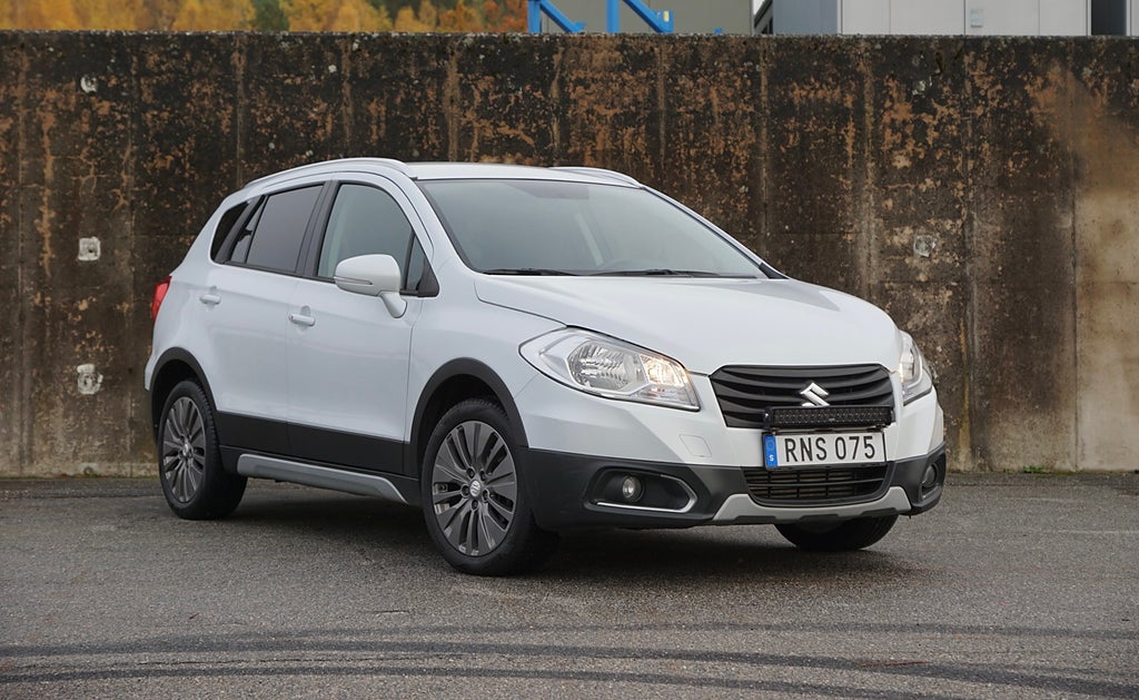 Suzuki S-Cross SX4 1.6 DDiS 120hk|Drag|Låga Mil|1Ägare|