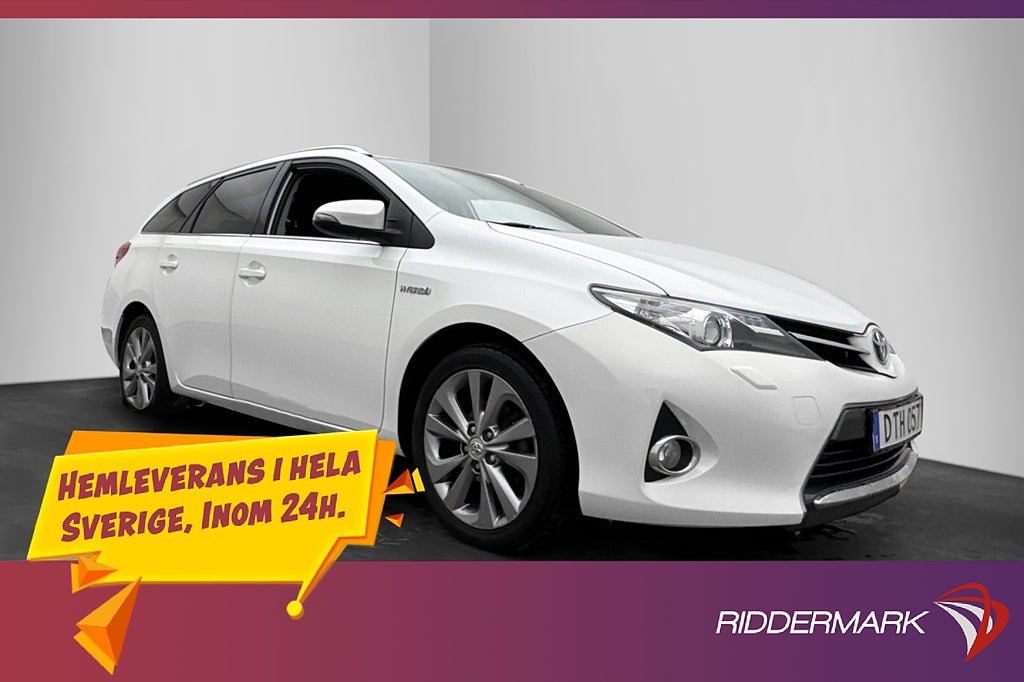 Toyota Auris TS Hybrid e-CVT 136hk 2-Brukare B-kam Välserv