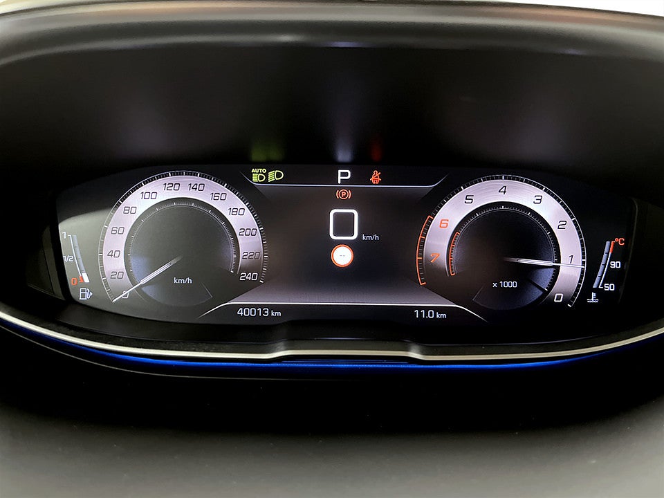 Bild på Peugeot 3008 GT 1.2 PT 130hk Aut B-KAMERA CARPLAY