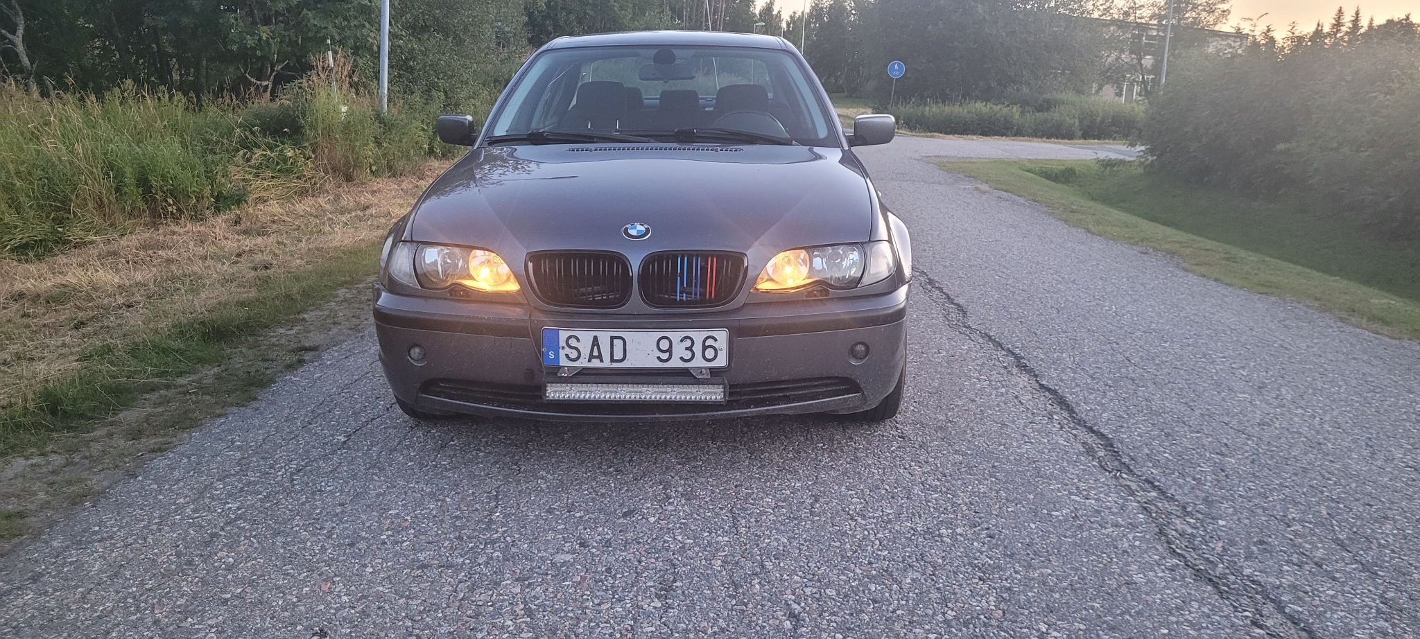 BMW 318 i Sedan 2003, bild 3/35