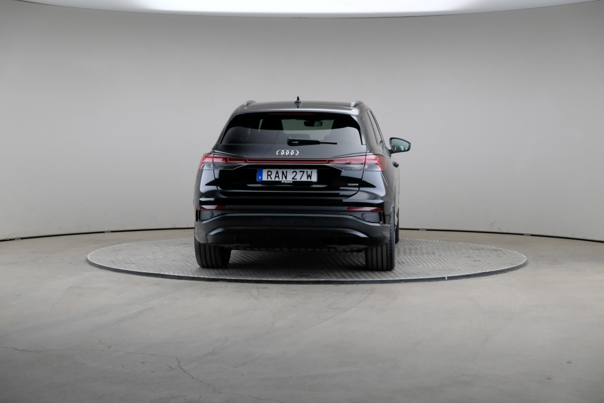 Audi Q4 e-tron 2023, bild 2/10