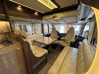 Husbil-integrerad Bürstner Elegance I900 AUT 2 av 21