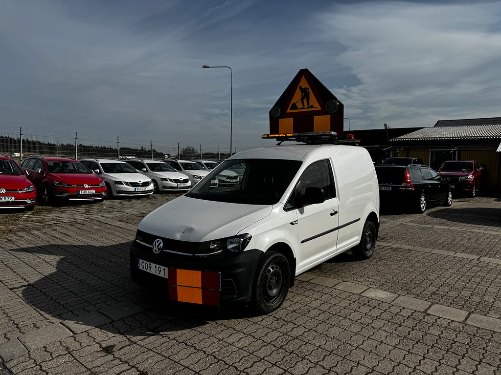 Volkswagen Caddy 2.0TDI BMT 4-MOTION VÄRMARE DRAG 2-ÅRS GARA