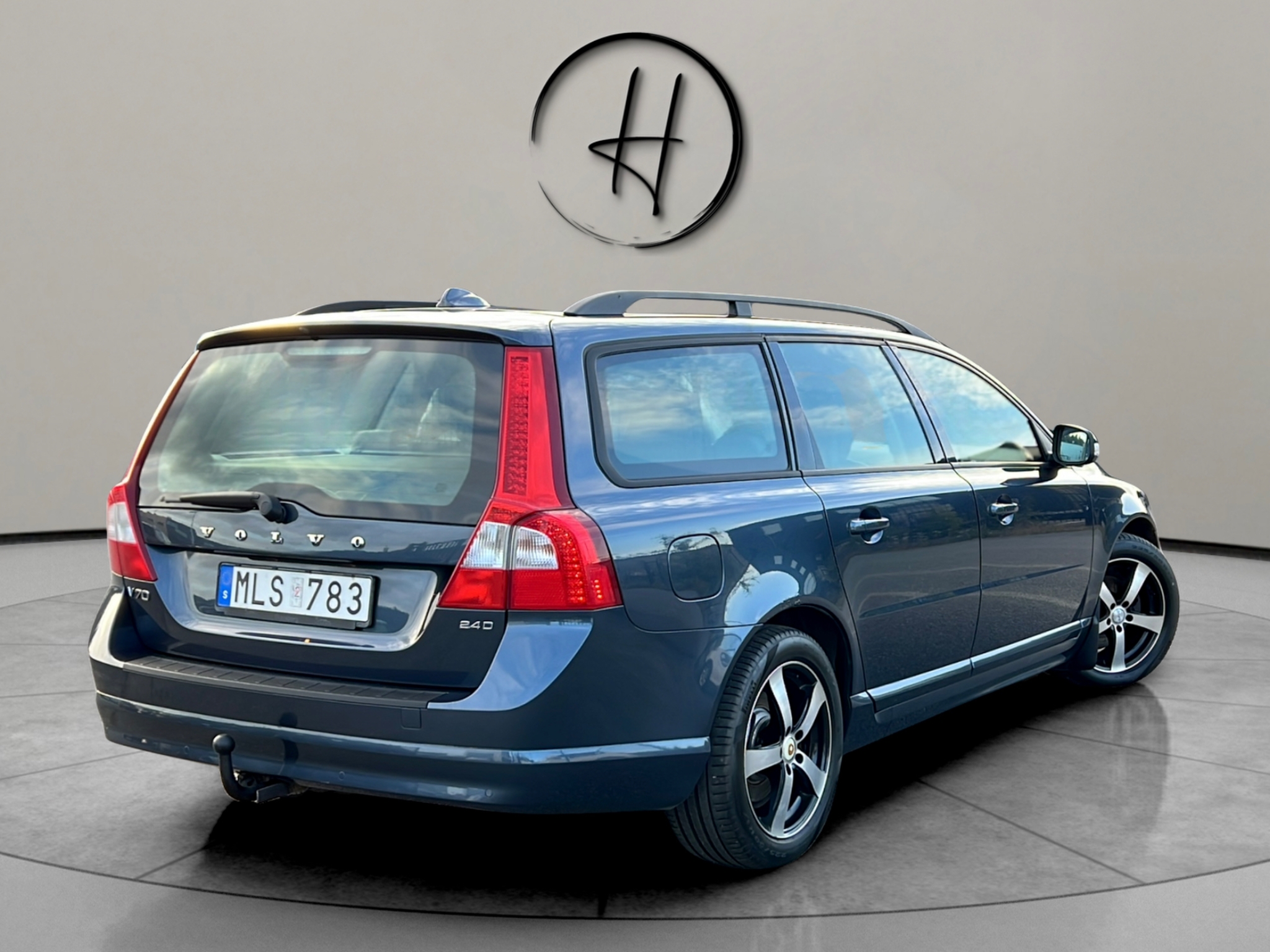 Volvo V70 2009, photo 7/38