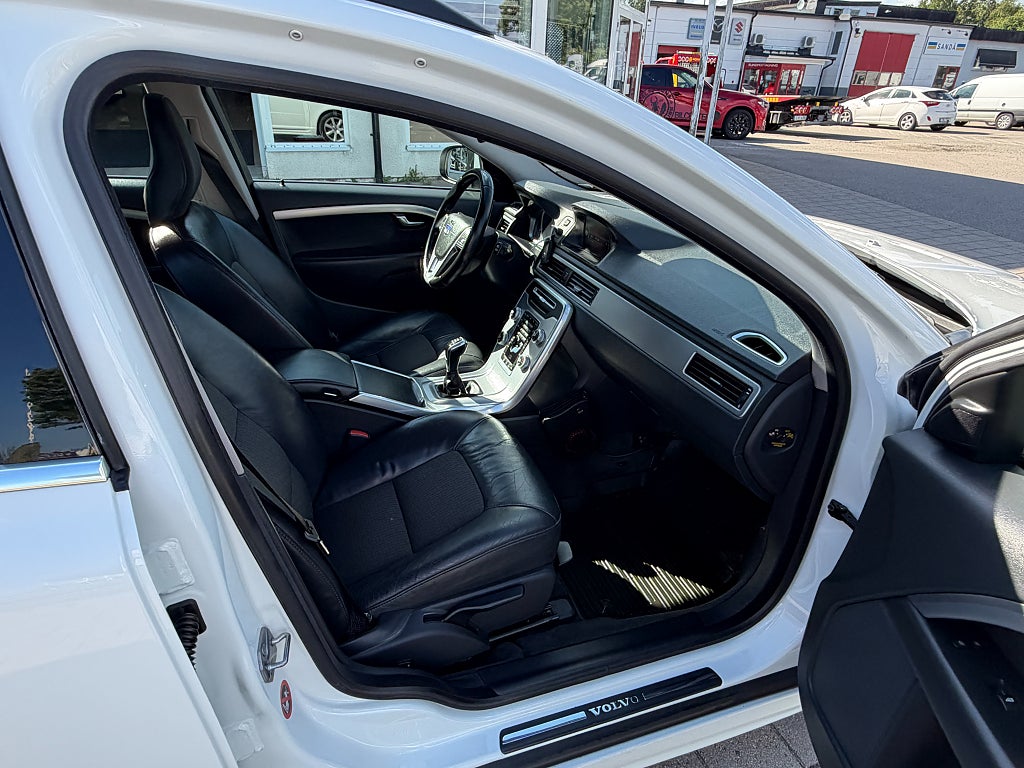 Volvo V70 D3 Classic, Momentum 150 hk