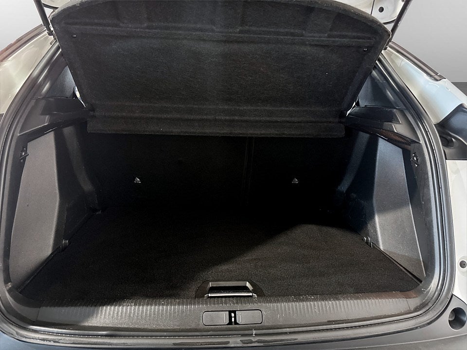 Bild på Peugeot 2008 GT-Line 1.2 PT 130hk Aut - B-KAMERA, DRAG