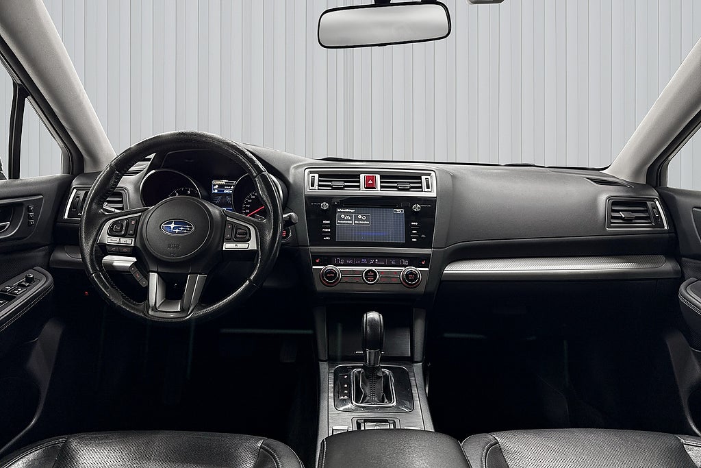 Subaru Outback 2015