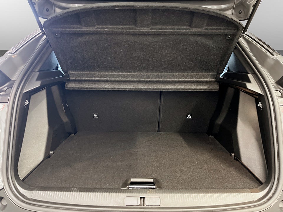 Bild på Peugeot 2008 Allure 1.2 PT 130hk CARPLAY P-SENSORER