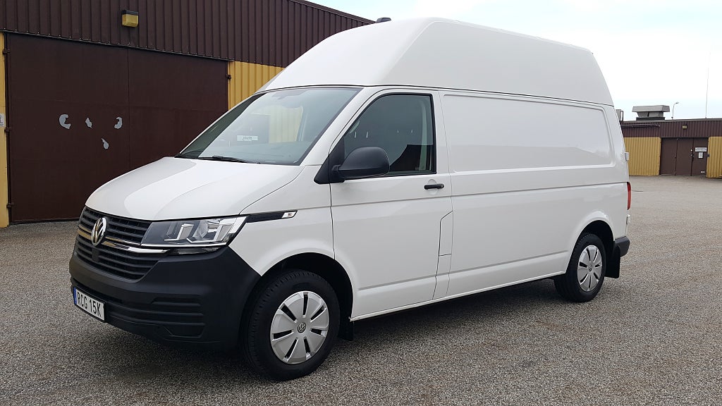 Volkswagen Transporter T6.1 2.0 TDI Lång Högt skåp