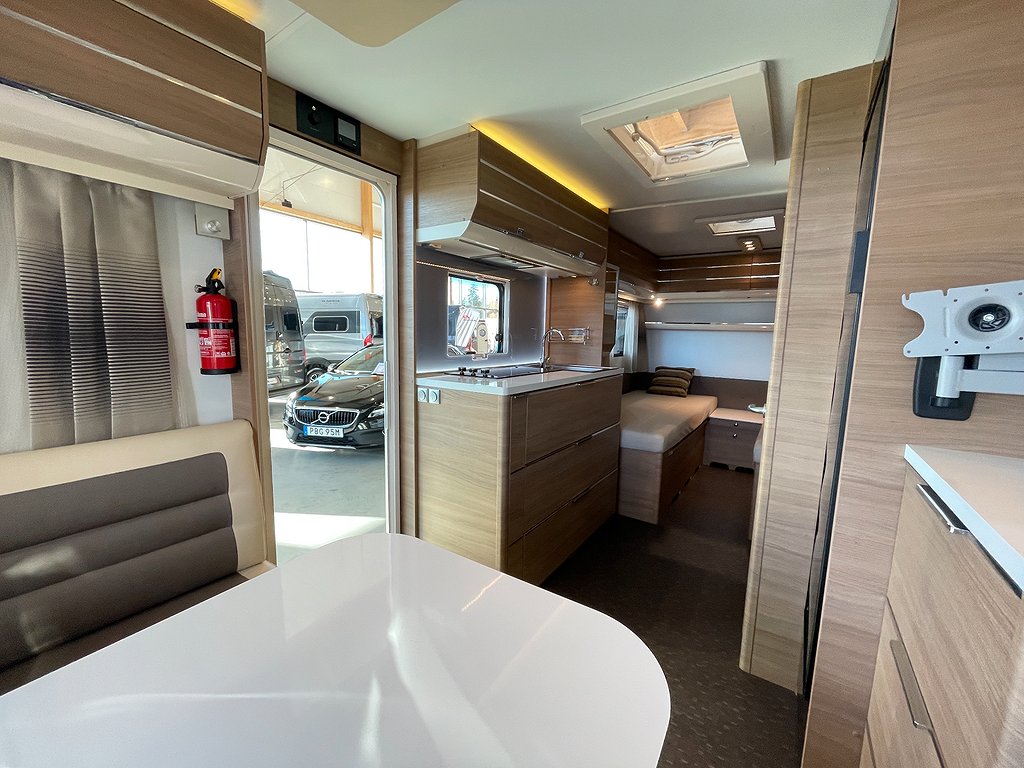 Adria Adora 542 UL / ALDE / Långbädd / Markis /  - Adria