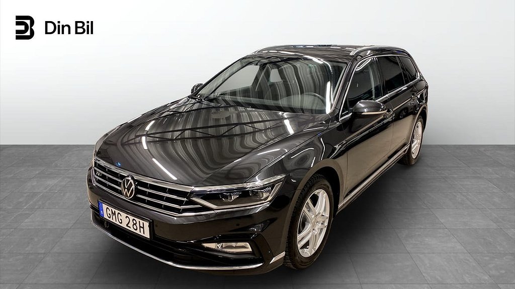 Volkswagen Passat Sportscombi 2.0 TDi Aut 4Motion R-Line Värmare Drag 20...