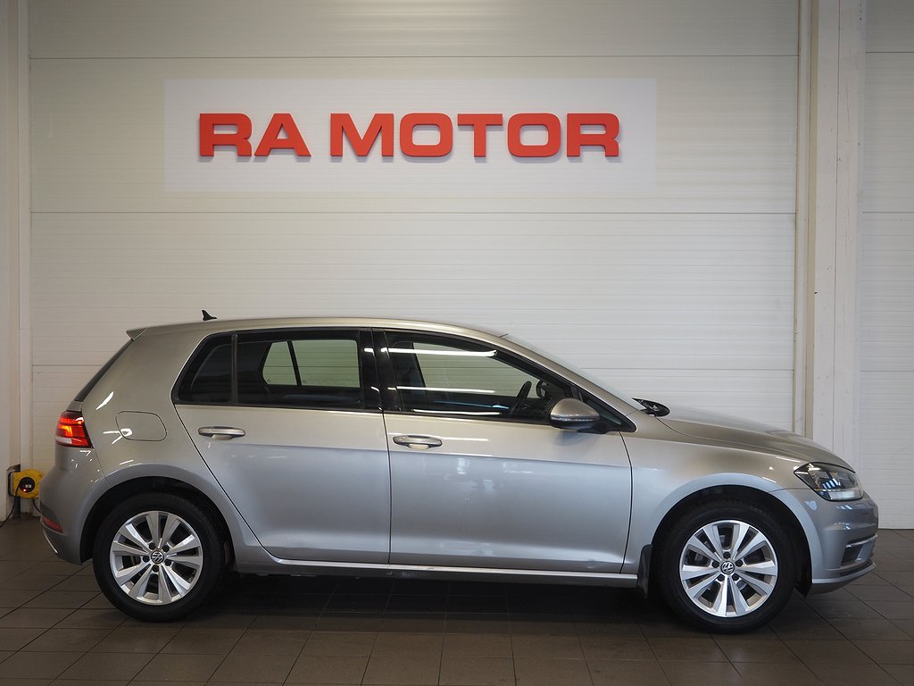 Volkswagen Golf 1.0 TSI Carplay Adaptiv farthållare 110hk 2018