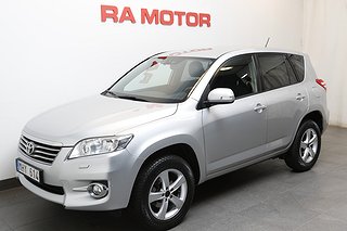 SUV Toyota RAV4 1 av 16