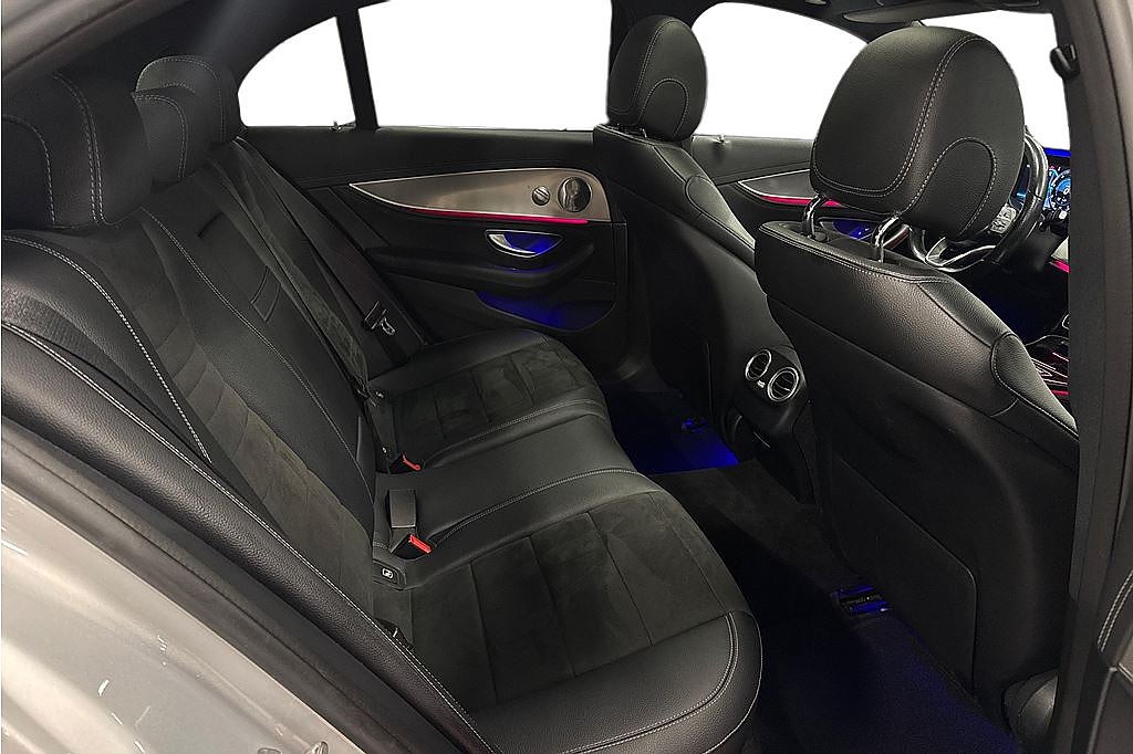 Mercedes-Benz E 300 D AMG Night, Pano, FR. 2,95%, Värmare