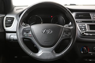 Halvkombi Hyundai i20 14 av 20