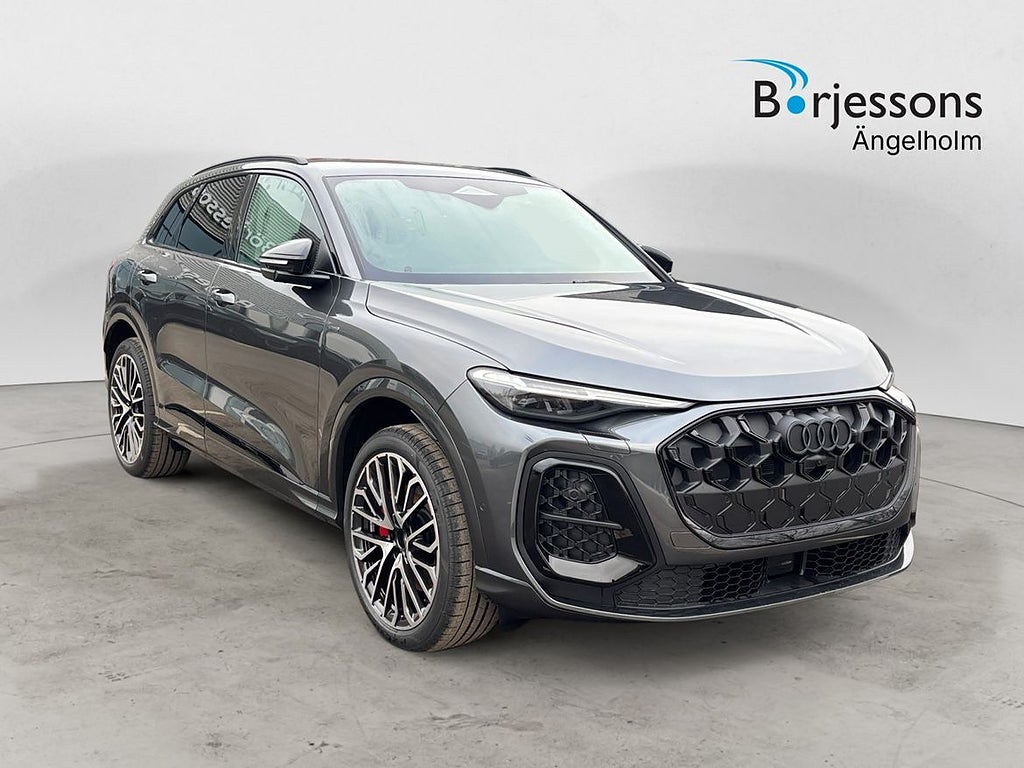 Audi Q5 e-hybrid quattro SUV 367 hk S-line S TRONIC