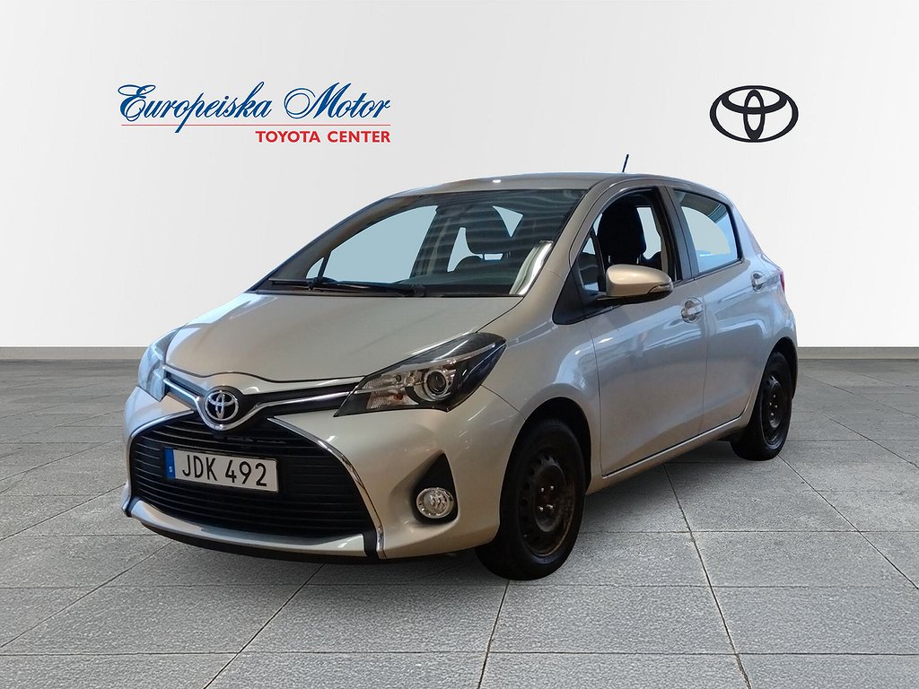 Toyota Yaris 5D 1.33 Dual VVT-i Active Vinterhjul Värmare