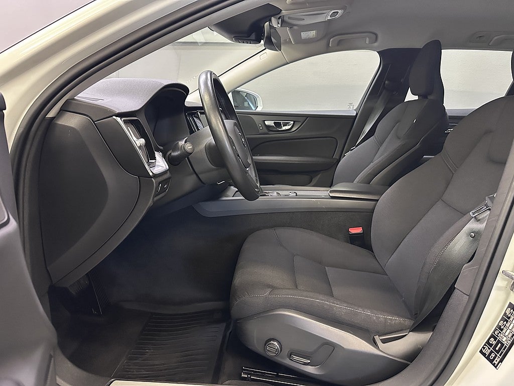 Volvo V60 D3 Geartronic Momentum | NYKAMREM | ADAPTIV | SENSOR |
