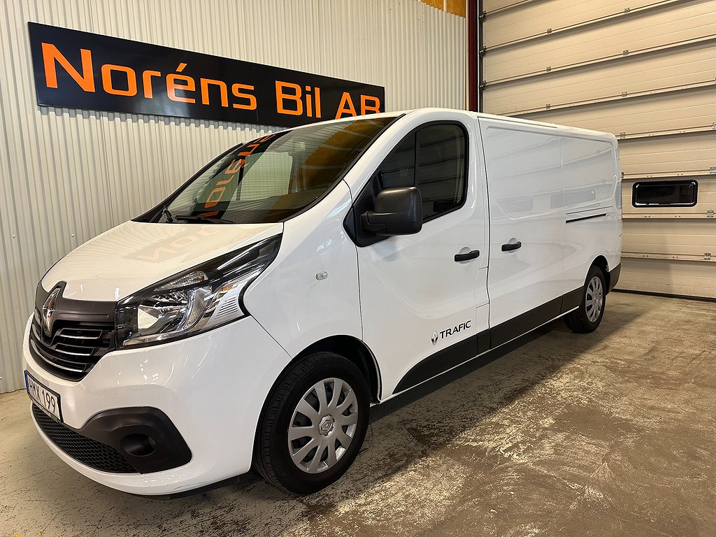 Renault trafic 1.6 dCi 125Hk L2 LÅNG 2XSKJUTDÖRRAR LEASBAR!!