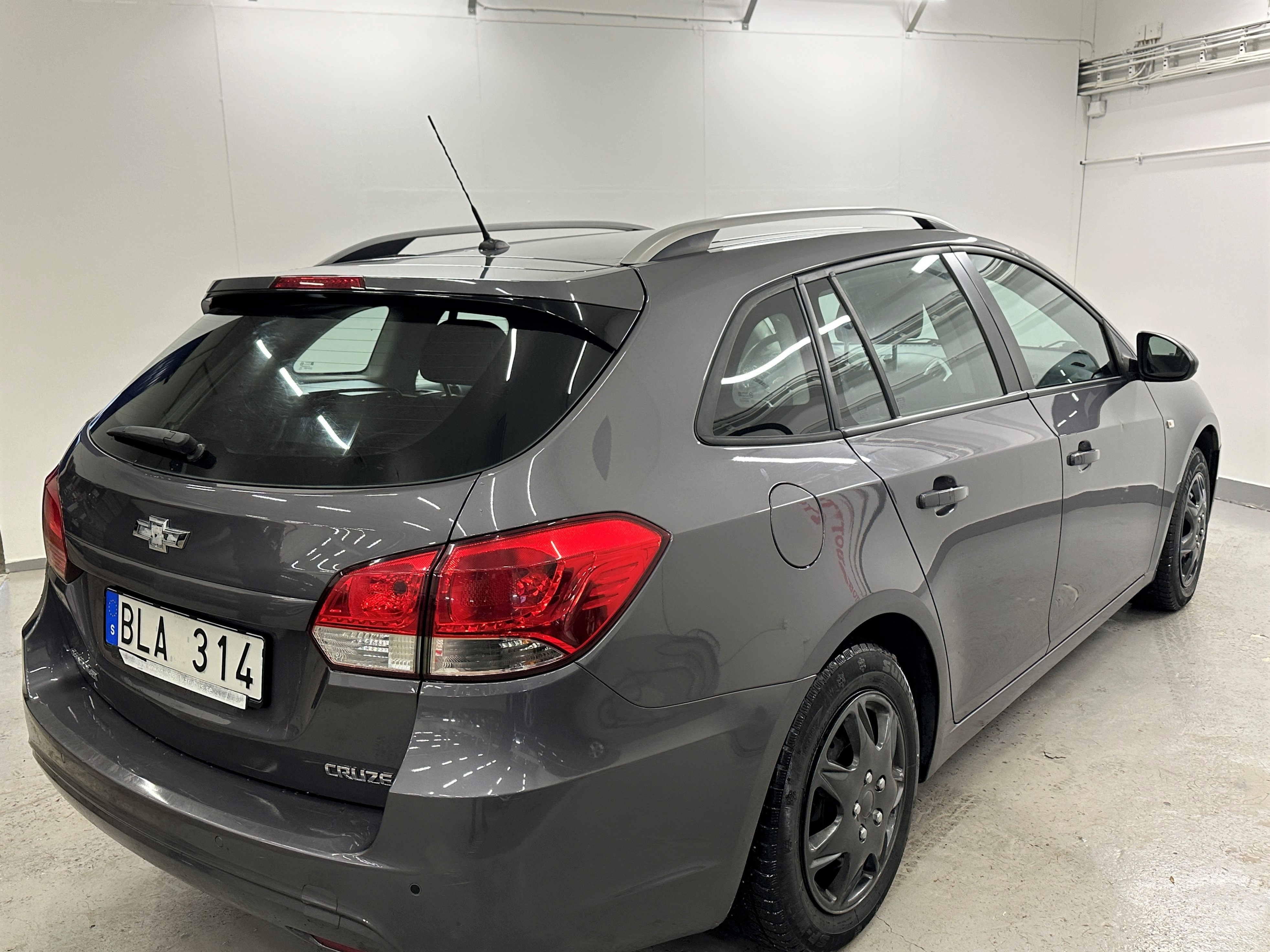 Chevrolet Cruze Kombi 2013, bild 6/41