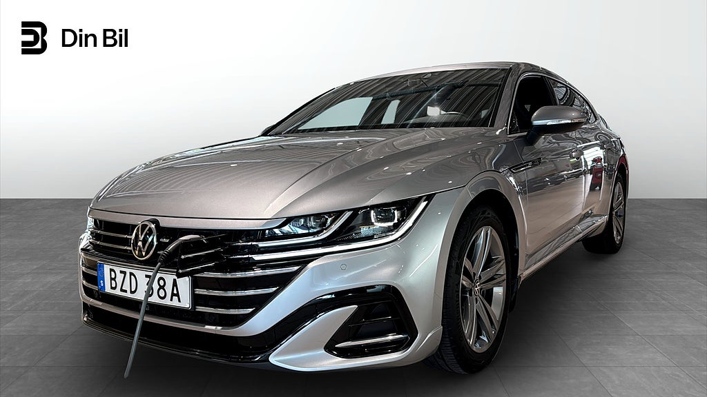 Volkswagen Arteon Shooting Brake R-Line eHybrid 218hk Läder/Värmare