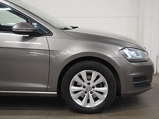 Halvkombi Volkswagen Golf 9 av 24