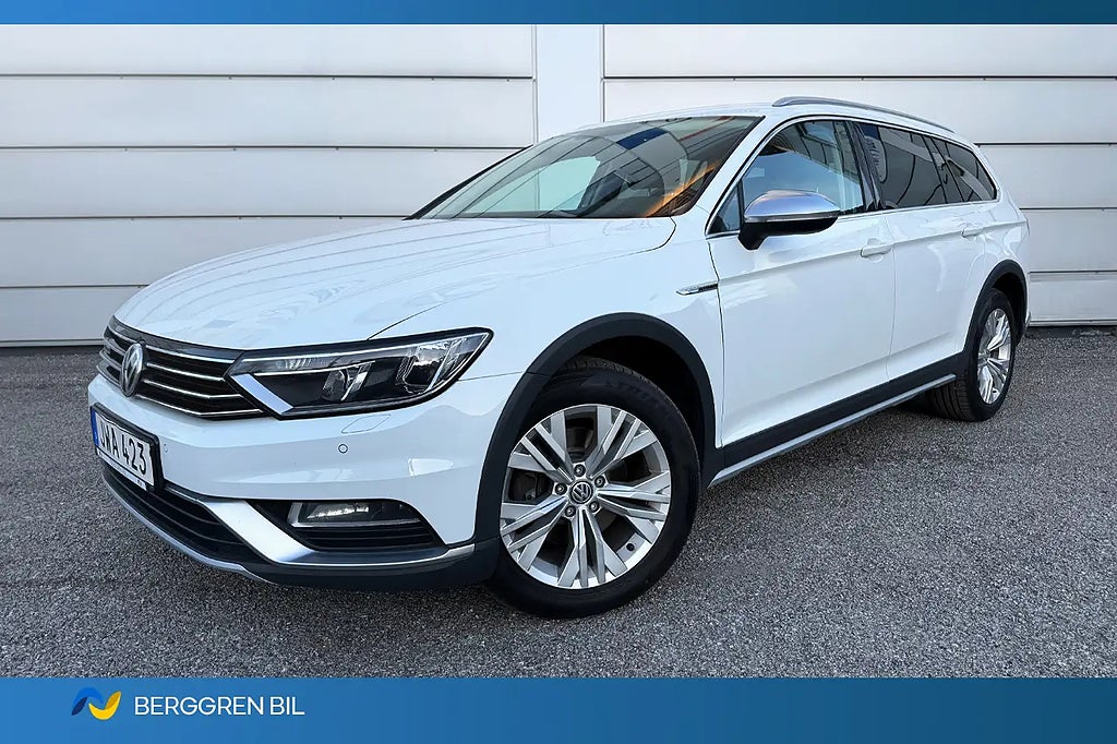 Volkswagen Passat Alltrack 2.0 TDI 190hk 4M Cockpit Värmare Drag B-kam