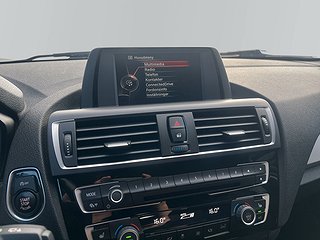 BMW 118I 5-dörrars/S&V-hjul/P-sensorer/Bluetooth/Kamkedja
