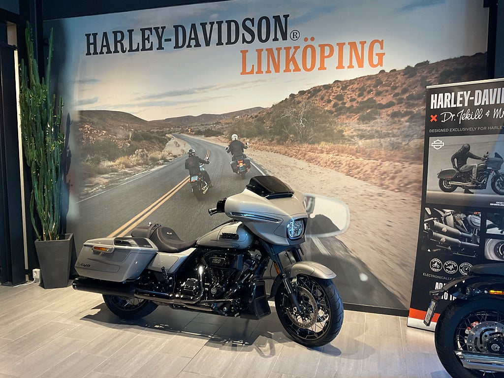 Harley-Davidson CVO STREETGLIDE 