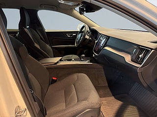 Volvo V60 Cross Country B4 AWD Advanced Pro Edition Lågmil/MOMS/Ledramp/SoV – bild 10