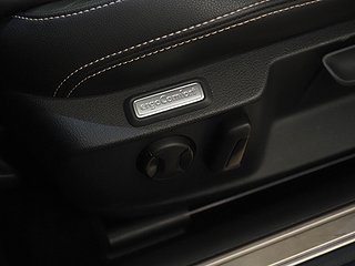 Kombi Volkswagen Passat 19 av 23