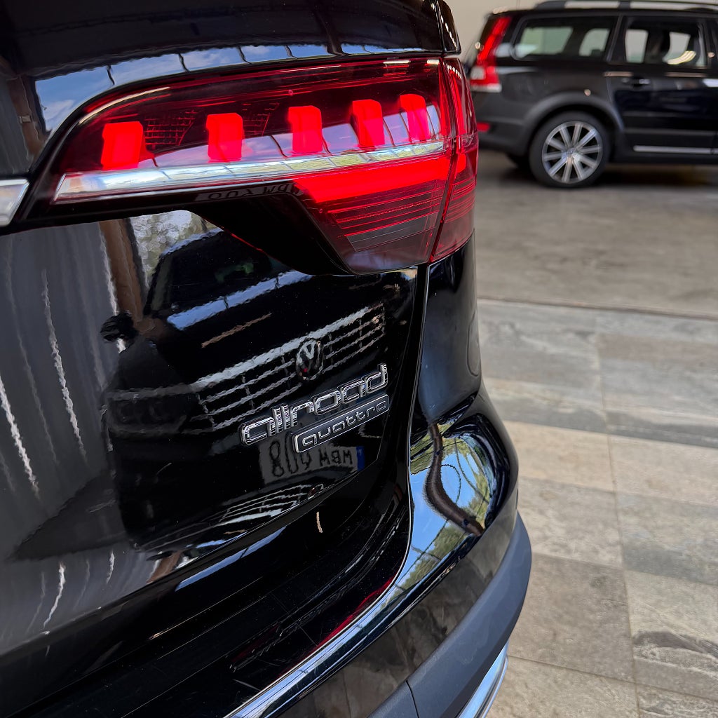 Audi A4 allroad Q 40 TDI Sport Edt Matrix 360° Drag Värmare 19"