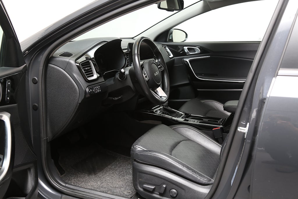 Kia Ceed Plug-in Hybrid Advance Plus 2 Panorama Skinn Drag Moms 2022