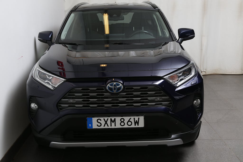 Toyota RAV4 2,5 Hybrid E-CVT Executive 2WD JBL Navi Skinn Dragkrok 2019
